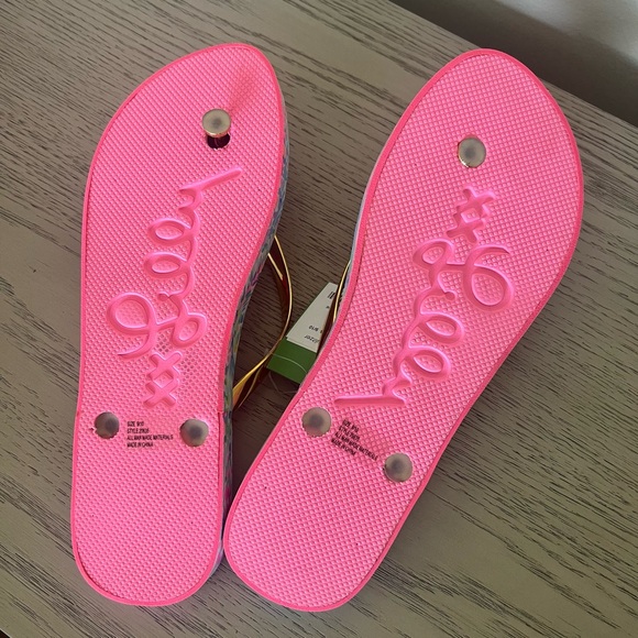 Lilly Pulitzer Pool Flip Flop Size 9/10 NWT - Picture 2 of 2